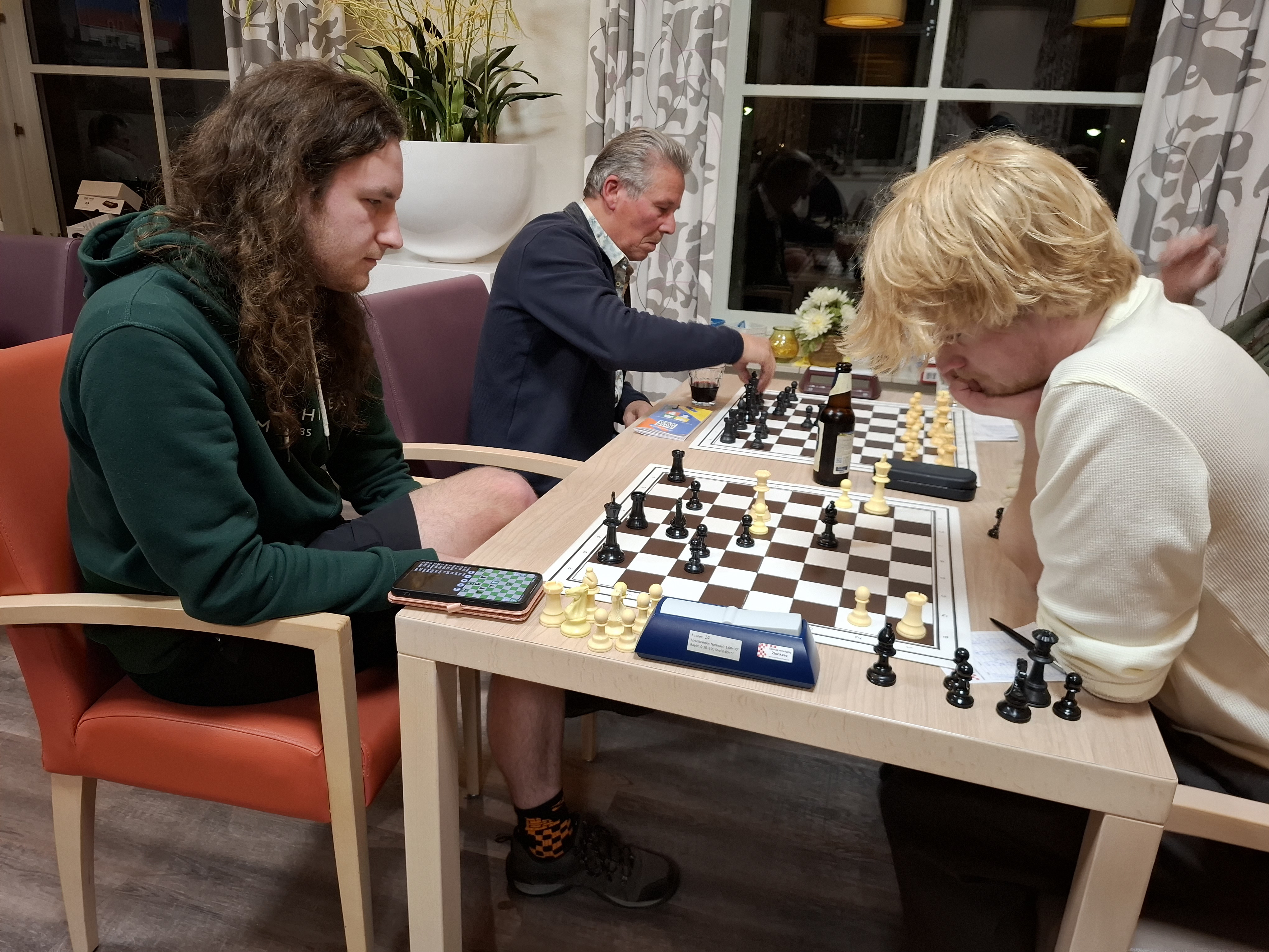 Floris Vs Efraim