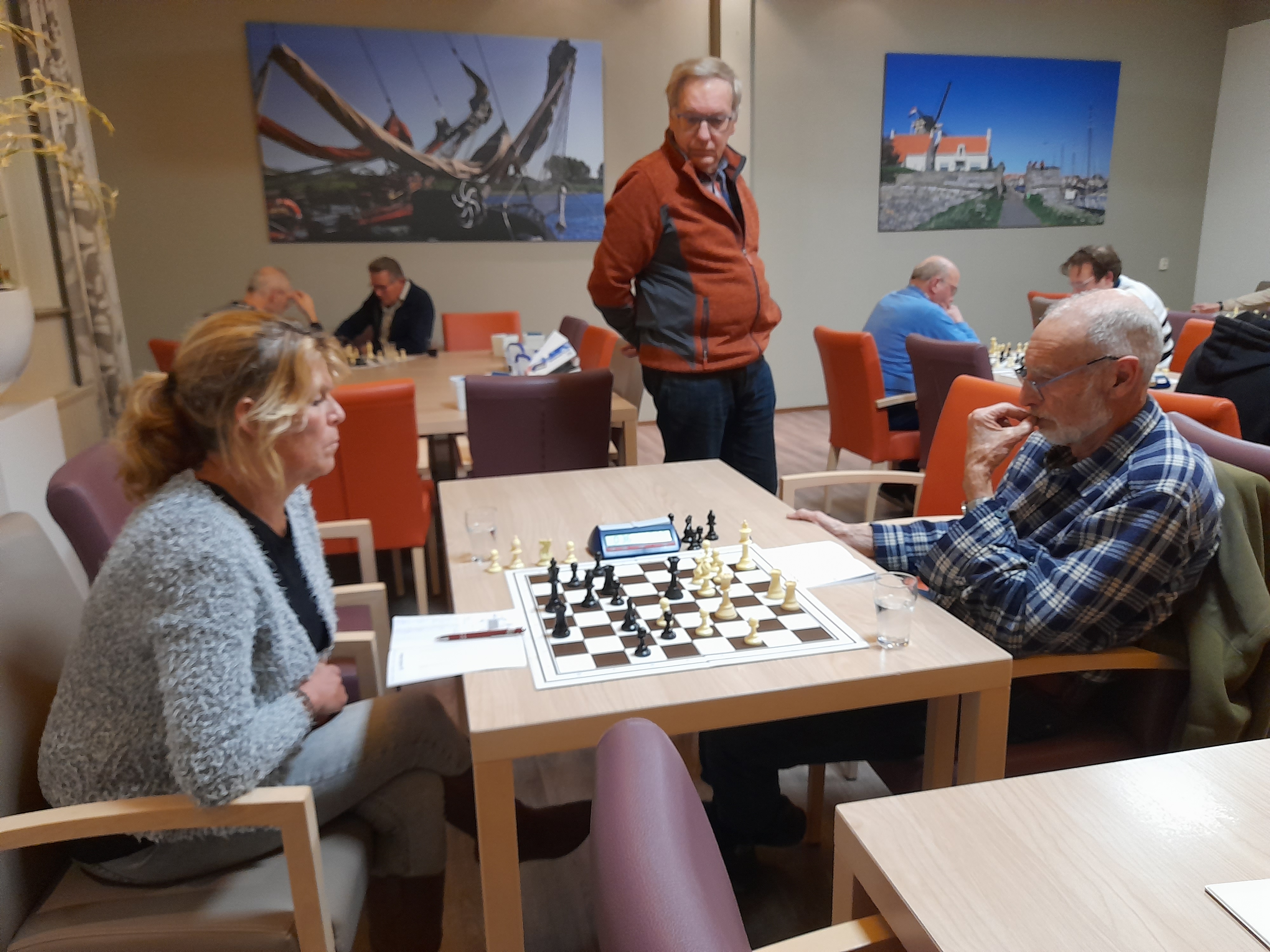 Marianne Vs Frans J