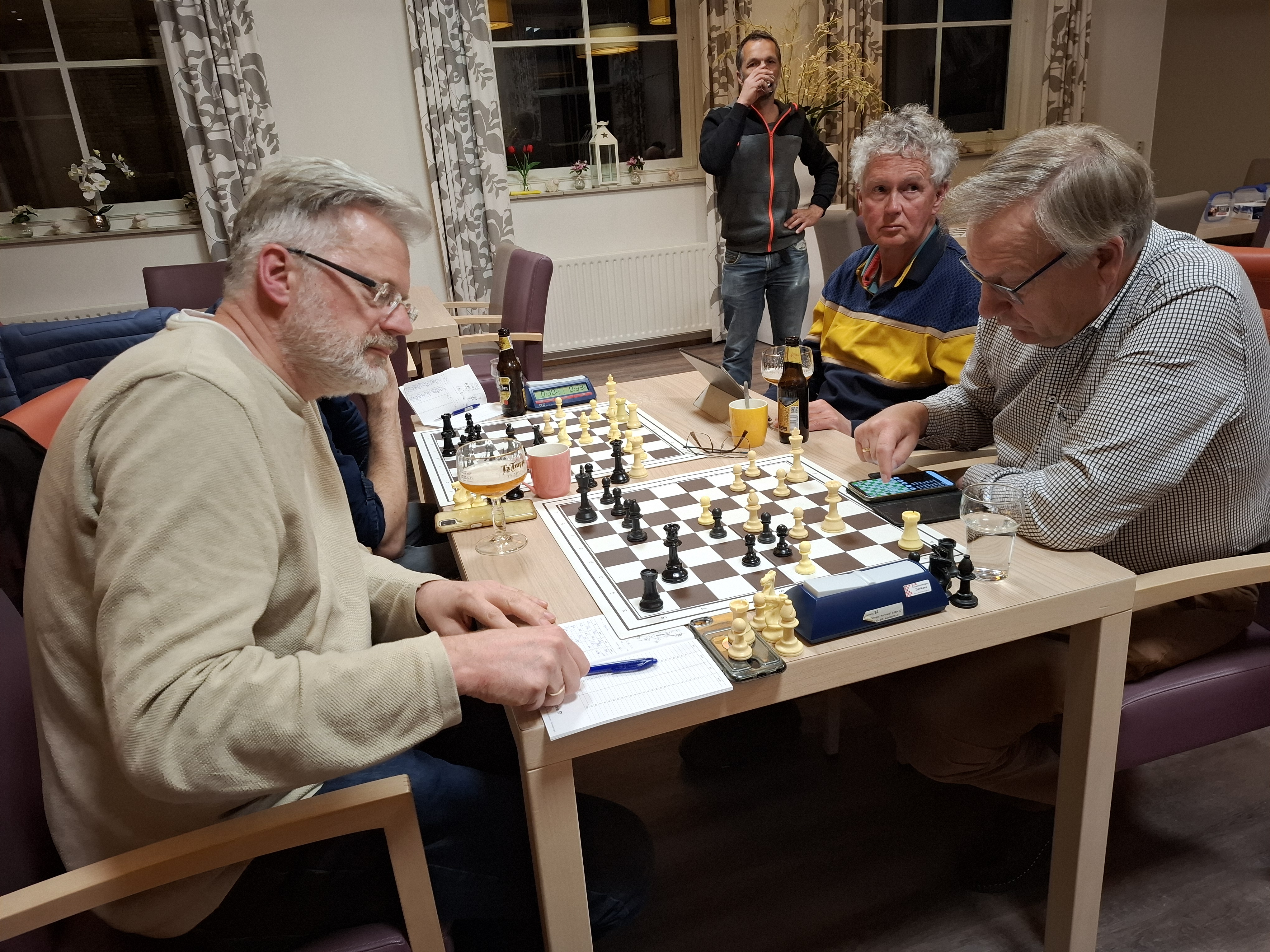 Sjaak Vs Peter